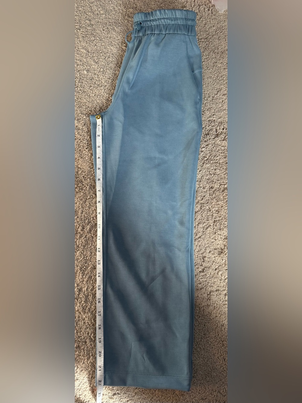 Lululemon Softstreme High-Rise Straight-Leg Cropped Pant
Oasis Blue - Picture 3 of 8